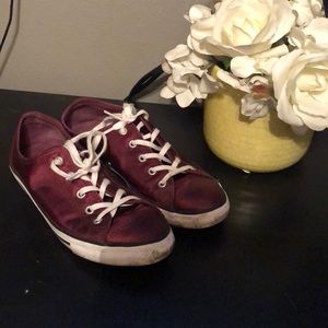 Size 8 wine satin converse